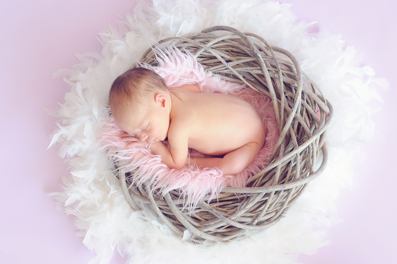 Le choix de la gigoteuse : un nid douillet pour bébé